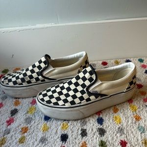 Platform checkered Vans